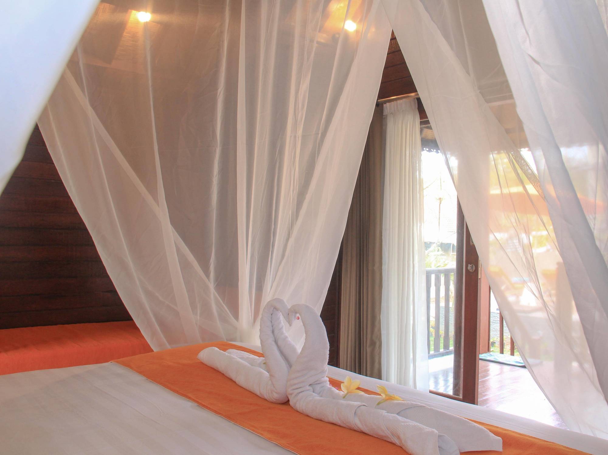 Dinatah Hotel 4*