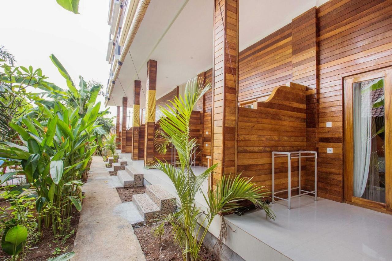 Hotel Dinatah Lembongan